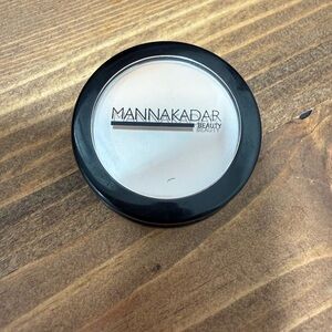Mannakadar Beauty Flawless Finish dual powder